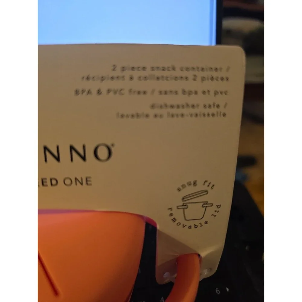 Bella Tunno Happy Snacker – No Spill Snack Queen PINK